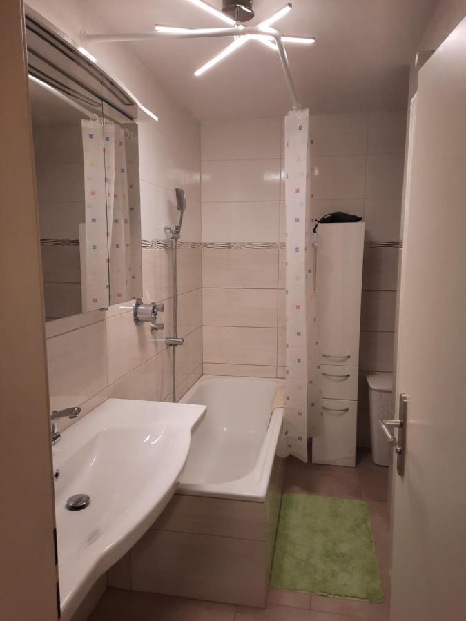 Moderne 3Zimmer Wohnung, In Koenigsbrunn Bei Augsburg Zewnętrze zdjęcie